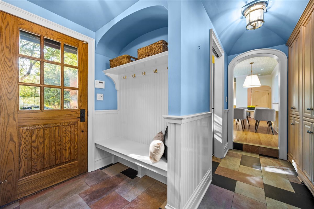 299 Vernon Avenue Glencoe, IL 60022 - Photo 18 of 42