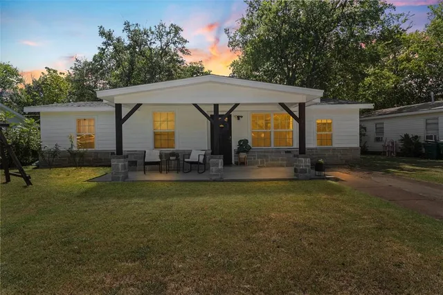 a view of a house with patio