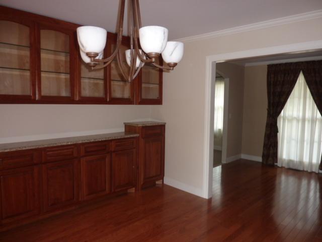 178 Cherokee Road Hendersonville, TN 37075 - Photo 2 of 12 Gallery Image 2