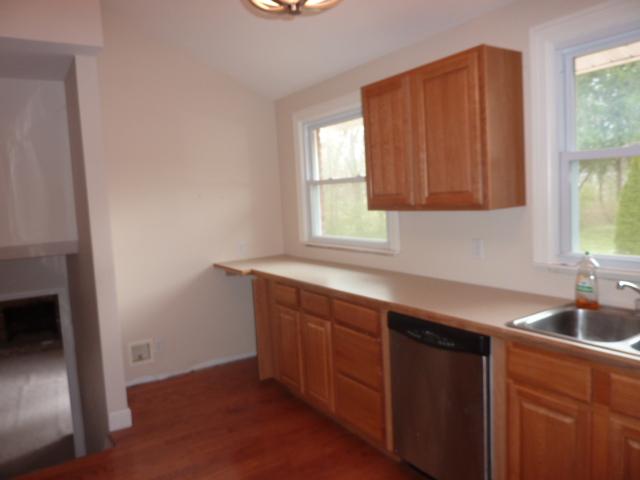 178 Cherokee Road Hendersonville, TN 37075 - Photo 5 of 12 Gallery Image 5