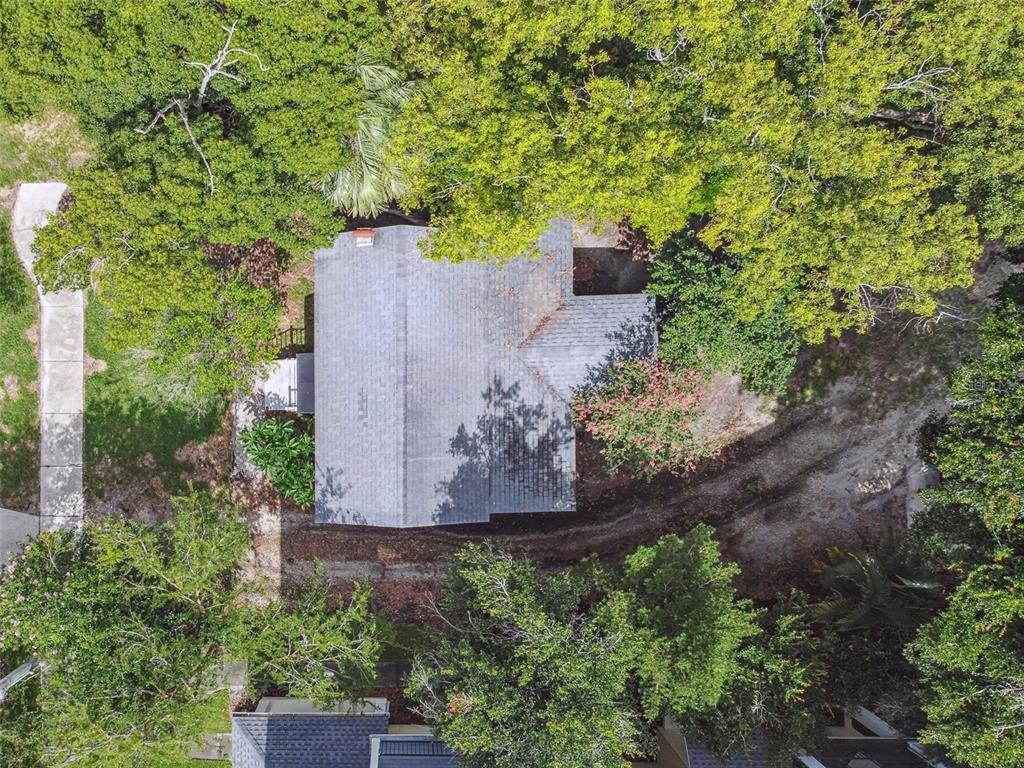 31 West Harding Street Orlando, FL 32806 - Photo 24 of 41 an aerial view of a house with a yard and garden
