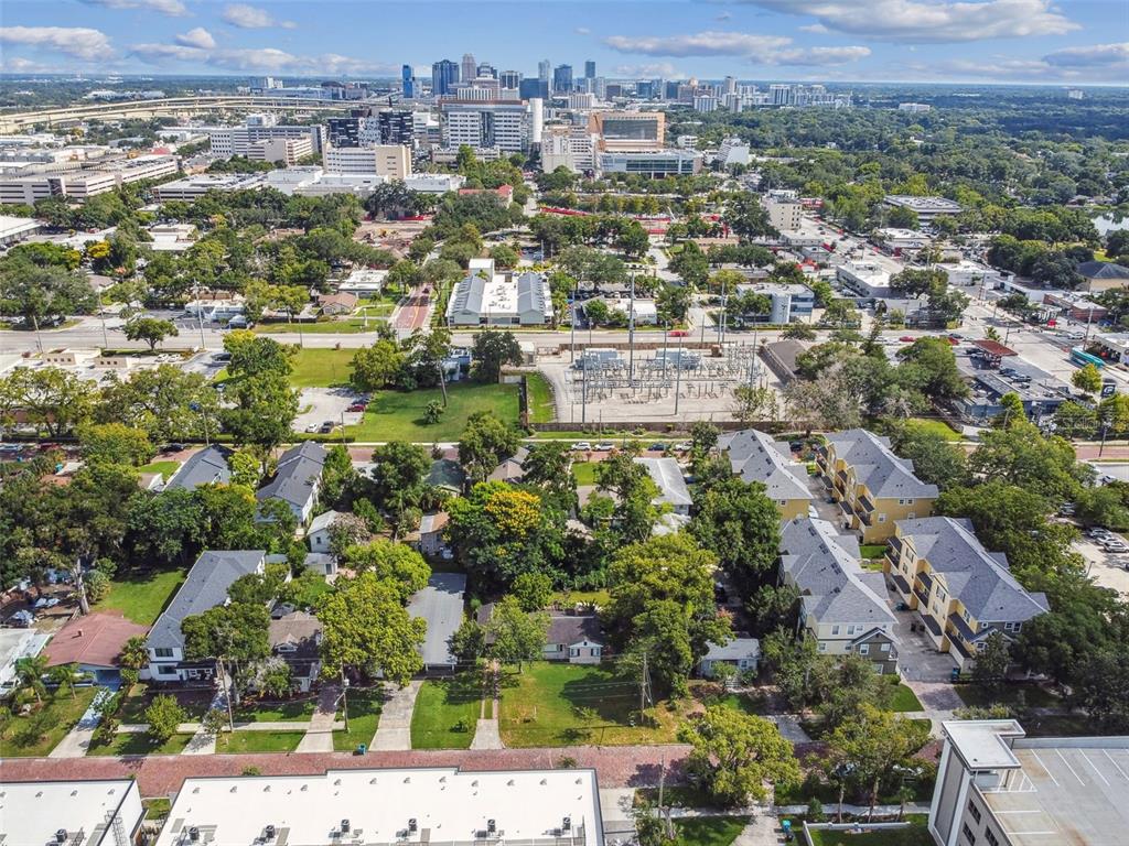 31 West Harding Street Orlando, FL 32806 - Photo 5 of 41 an aerial view of residential building and green space