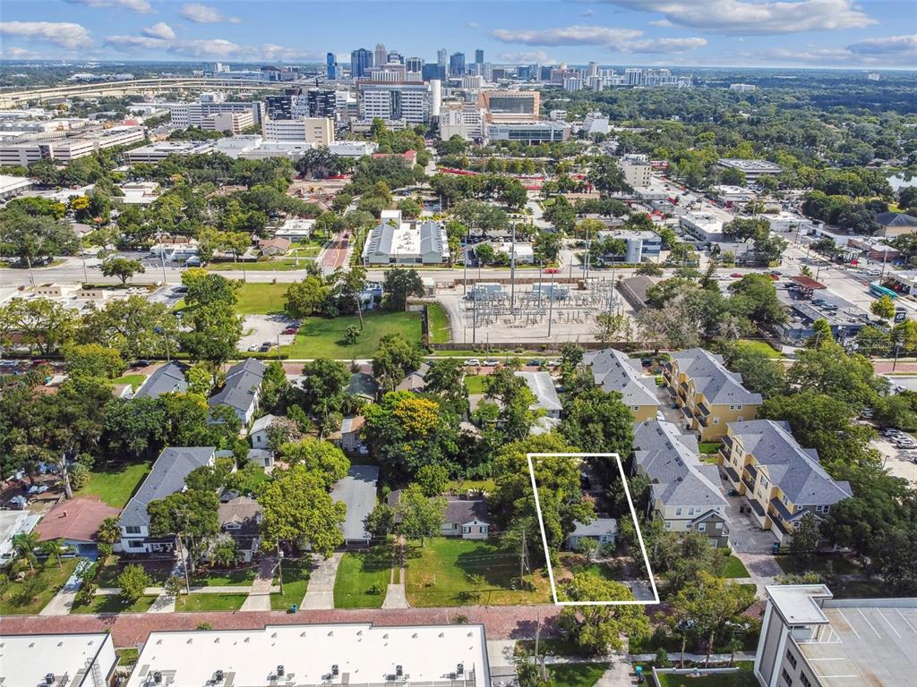 31 West Harding Street Orlando, FL 32806 - Photo 6 of 41 an aerial view of residential houses with outdoor space