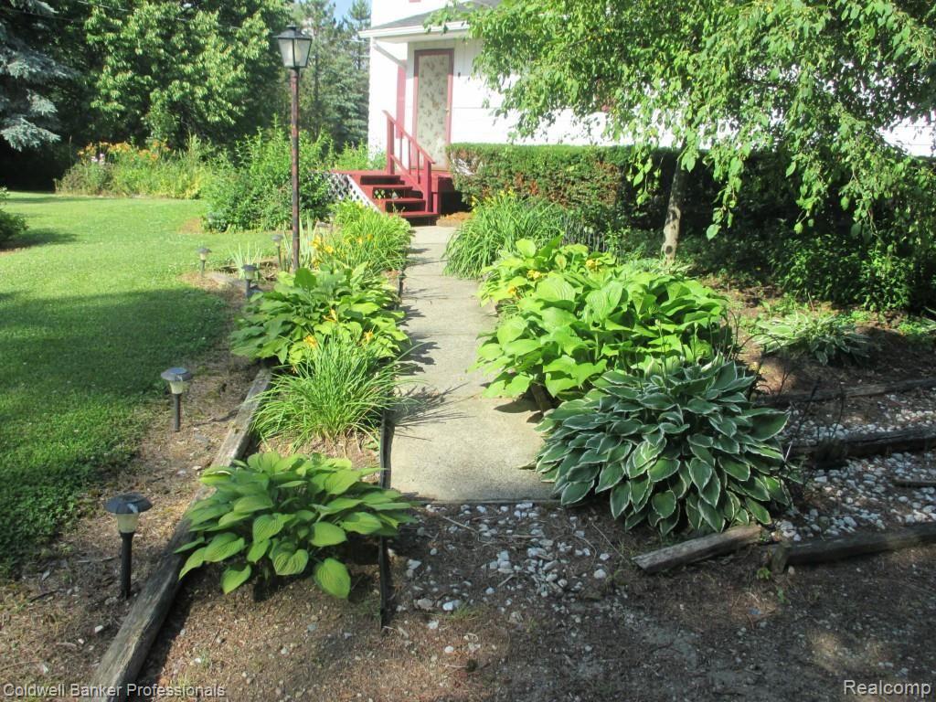 55 Harsen Road Lapeer, MI 48446 - Photo 41 of 62 IMG_0263.jpg