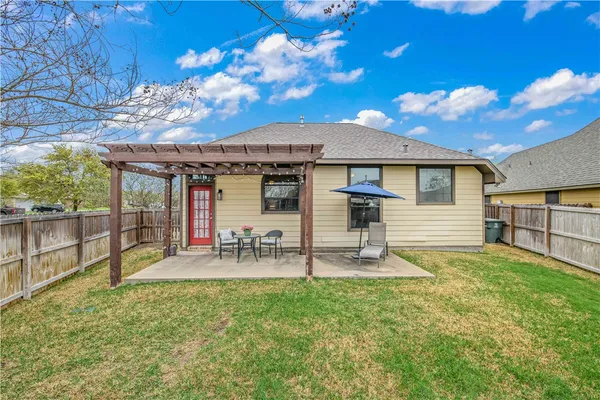 $279,900 | 2017 Snowy Brook Trail, Bryan, TX 77807