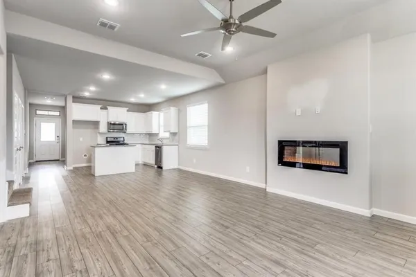 $2,450 | 5427 Big Thicket Lane, Royse City, TX 75189