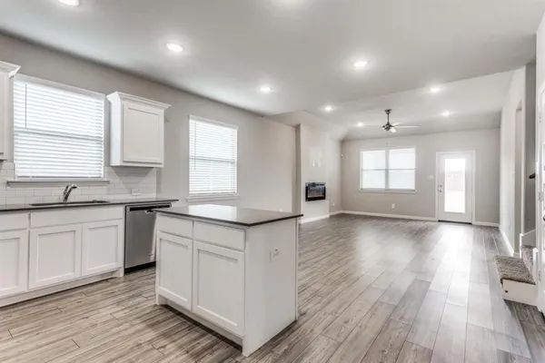$2,450 | 5427 Big Thicket Lane, Royse City, TX 75189