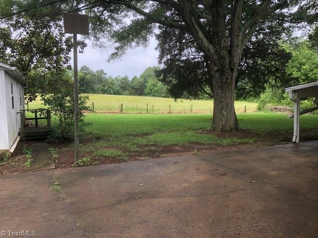 257 Fairground Road East Bend, NC 27018 - Photo 8 of 13 Gallery Image 8