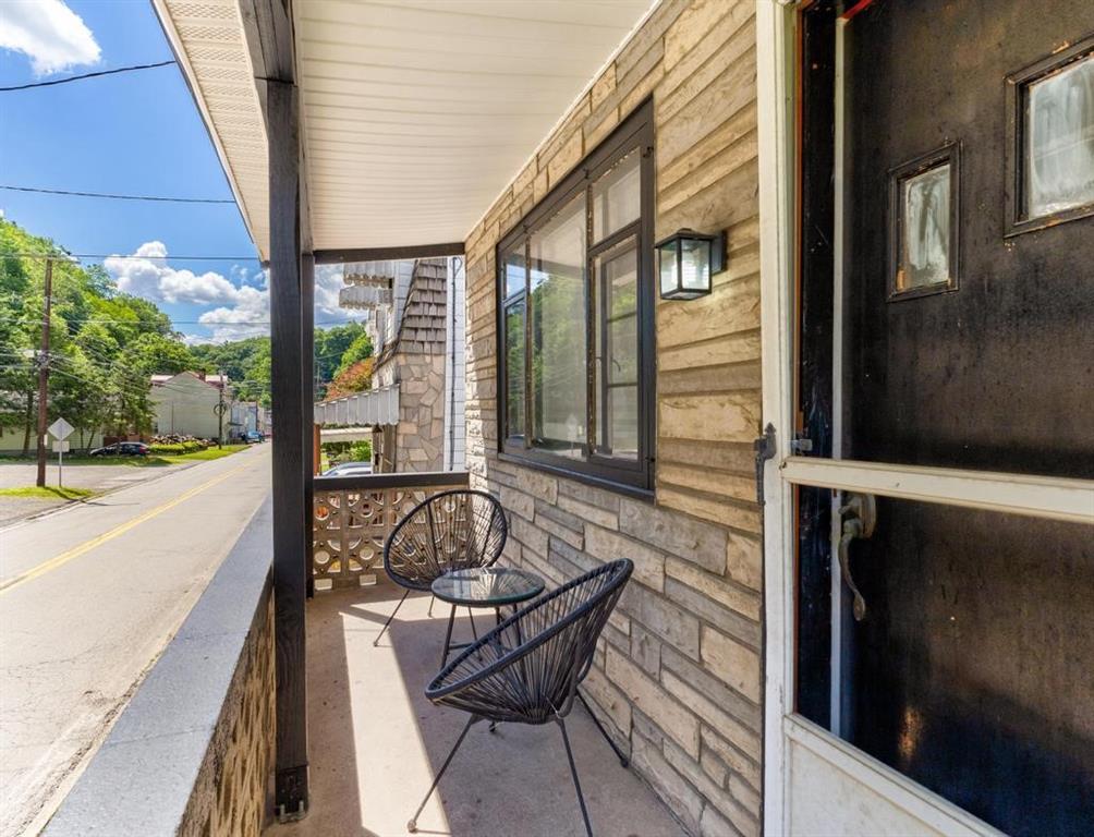 3326 Spring Garden Road Pittsburgh, PA 15212 - Photo 3 of 30