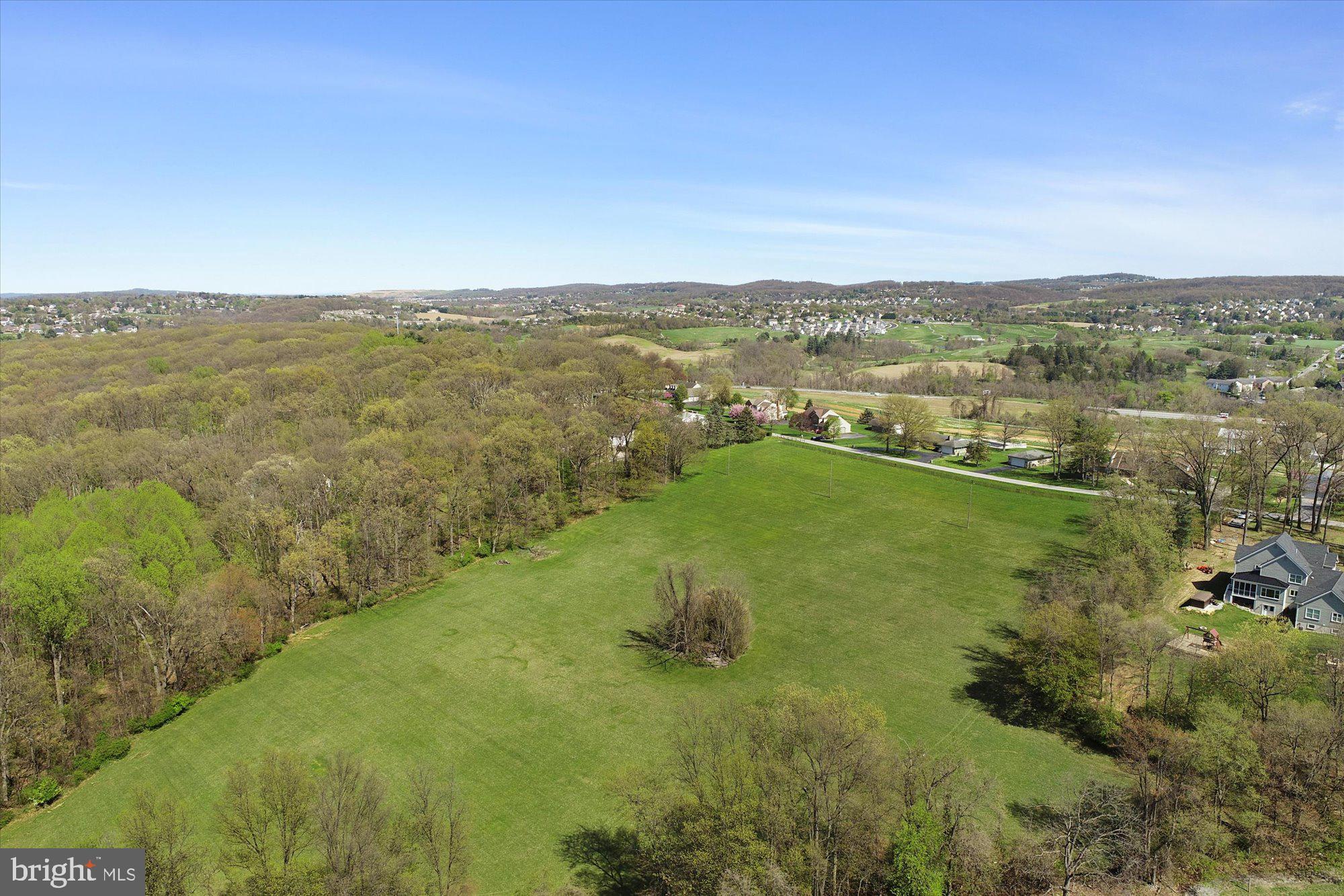 565 Owen Road York, PA 17403 - Photo 1 of 18 Gallery Image 1