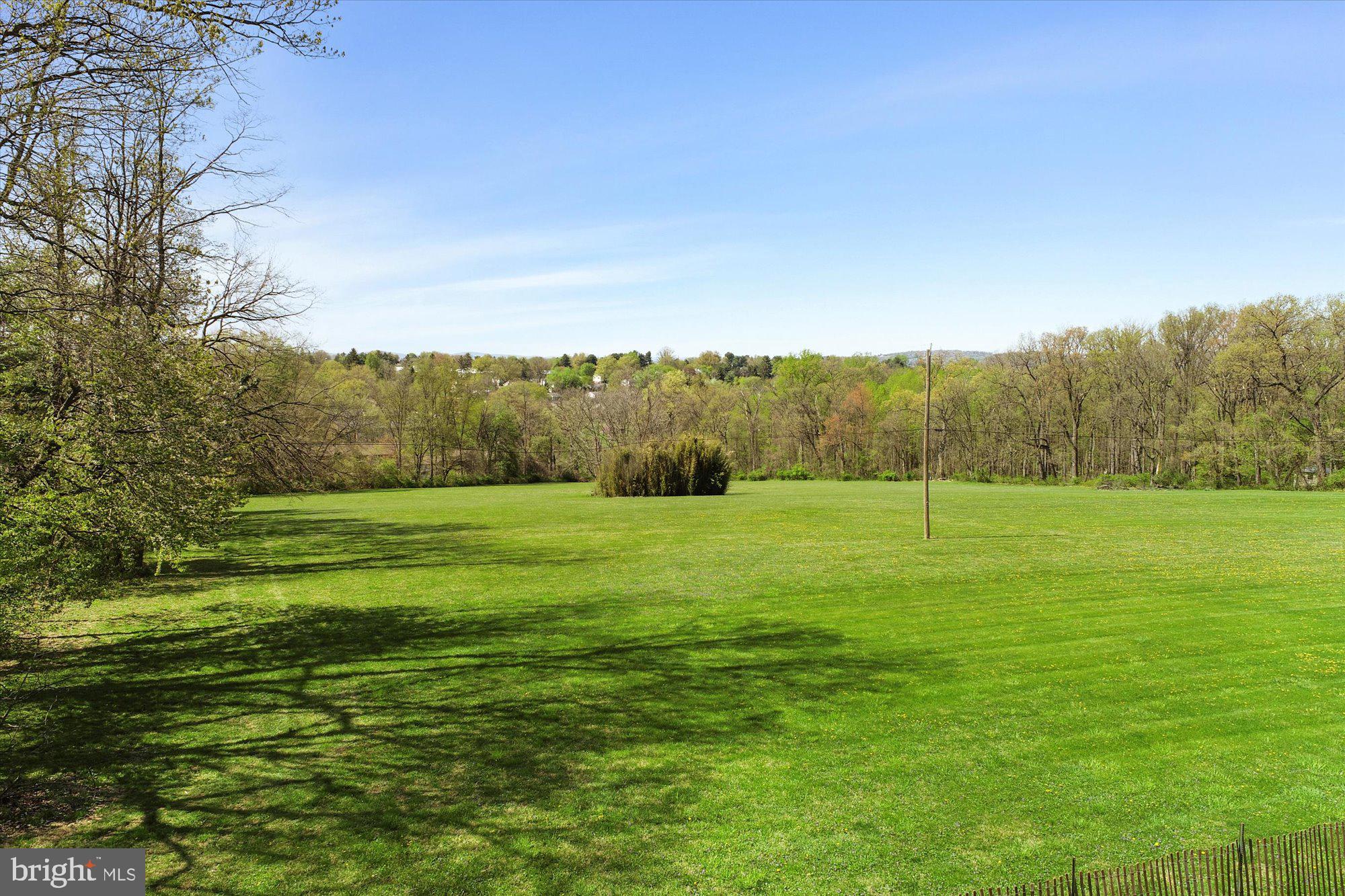 565 Owen Road York, PA 17403 - Photo 4 of 18 Gallery Image 4