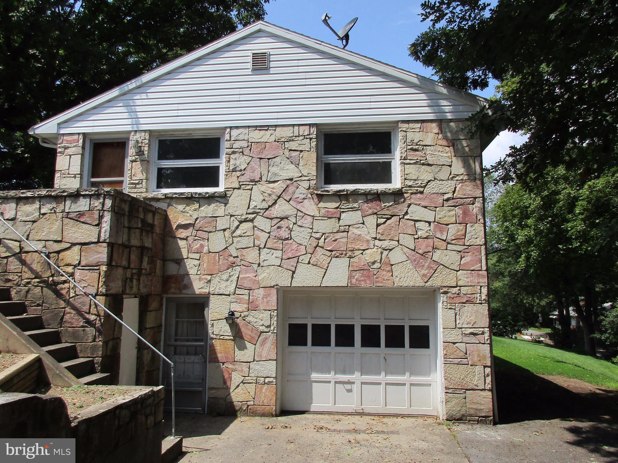 175 Johnsons Mill Road Berkeley Springs, WV 25411 - Photo 3 of 30 Exterior (General)