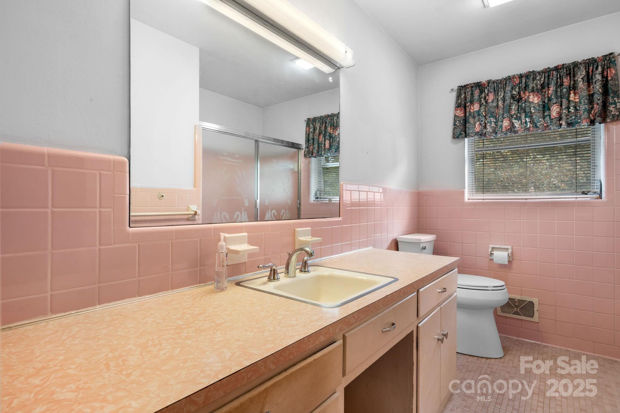 4955 Midway Sand Road Hickory, NC 28601 - Photo 17 of 32