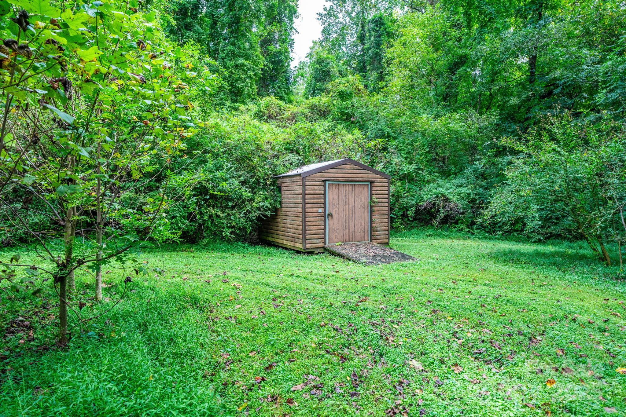 4955 Midway Sand Road Hickory, NC 28601 - Photo 28 of 32