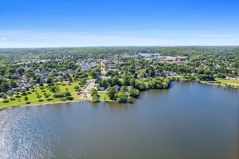 $589,000 | 317 Main Street, Unit 7, Wakefield, MA 01880