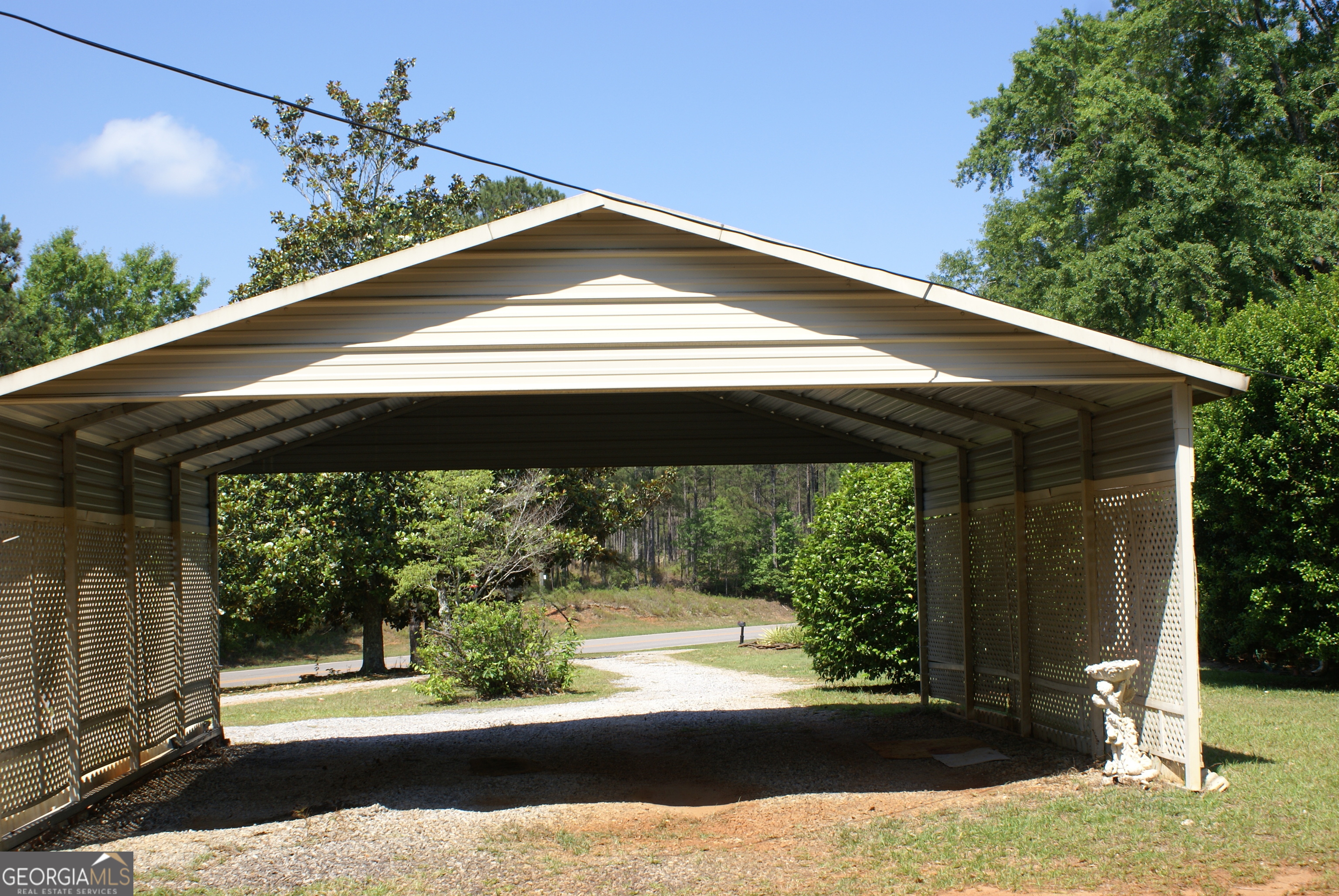 1591 Waymanville Road Thomaston, GA 30286 - Photo 6 of 24 a view of a entrance front of house