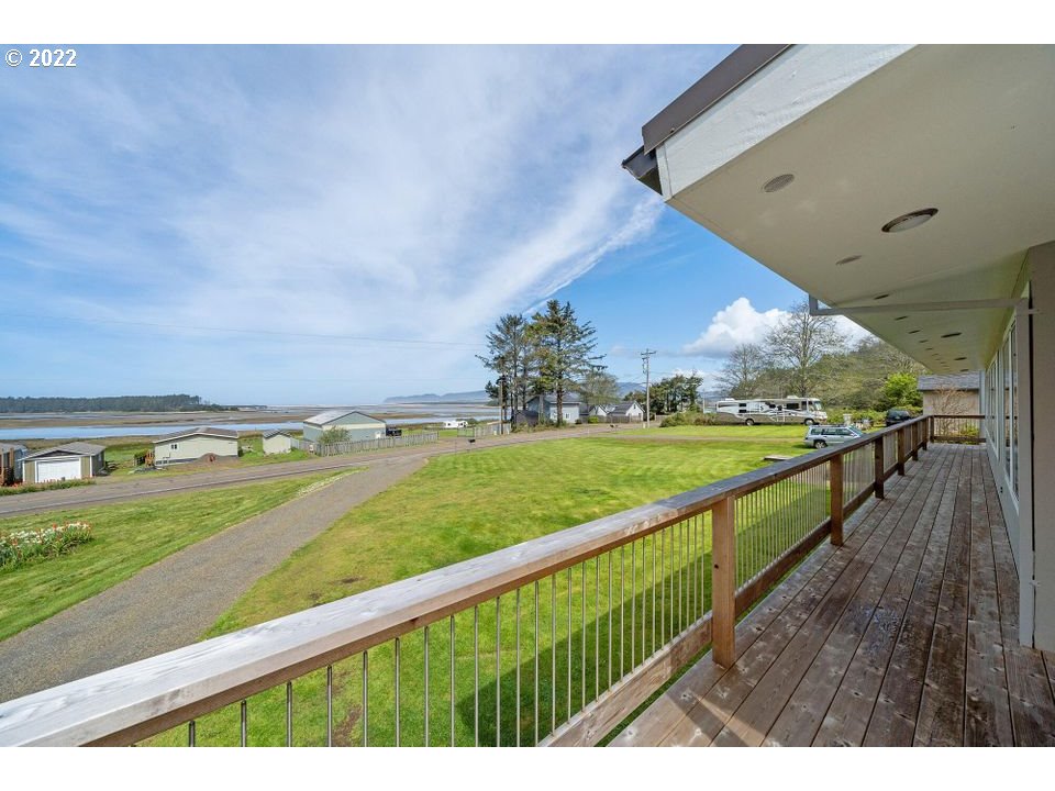 26255 Sandlake Road Cloverdale, OR 97112 - Photo 11 of 32 Gallery Image 11