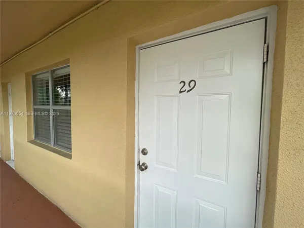 $1,675 | 2607 Northeast 8th Avenue, Unit 29, Wilton Manors, FL 33305