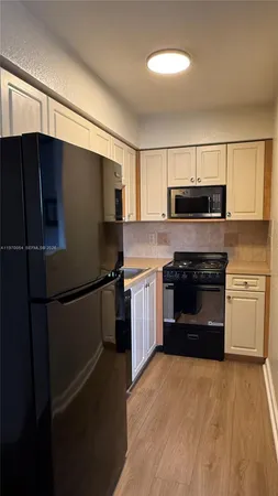 $1,675 | 2607 Northeast 8th Avenue, Unit 29, Wilton Manors, FL 33305