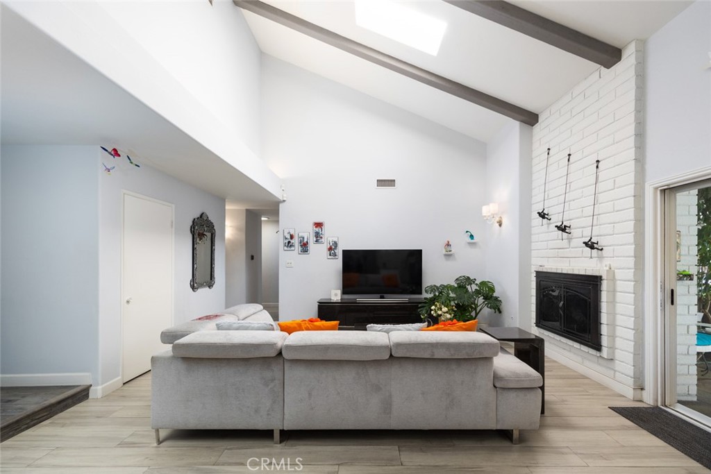 13141 Ranchwood Road Tustin, CA 92782 - Photo 11 of 29 Gallery Image 11
