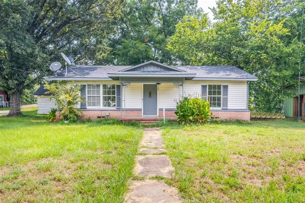 $189,000 | 109 Church Street, Quinlan, TX 75474
