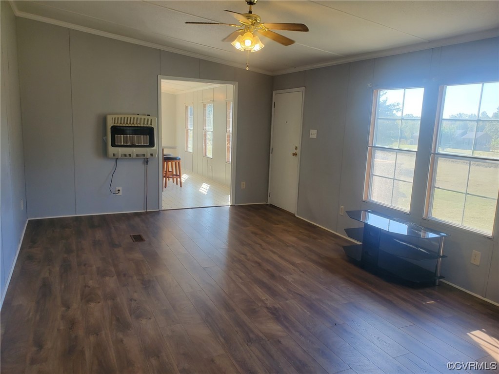 2675 Scuffletown Road Rice, VA 23966 - Photo 7 of 29 a view of livingroom and hardwood floor
