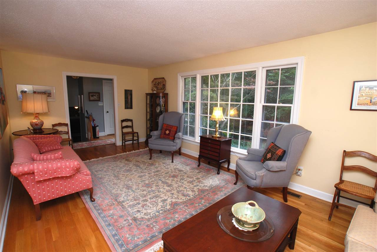 3613 Eden Croft Drive Raleigh, NC 27612 - Photo 11 of 30 Living Room