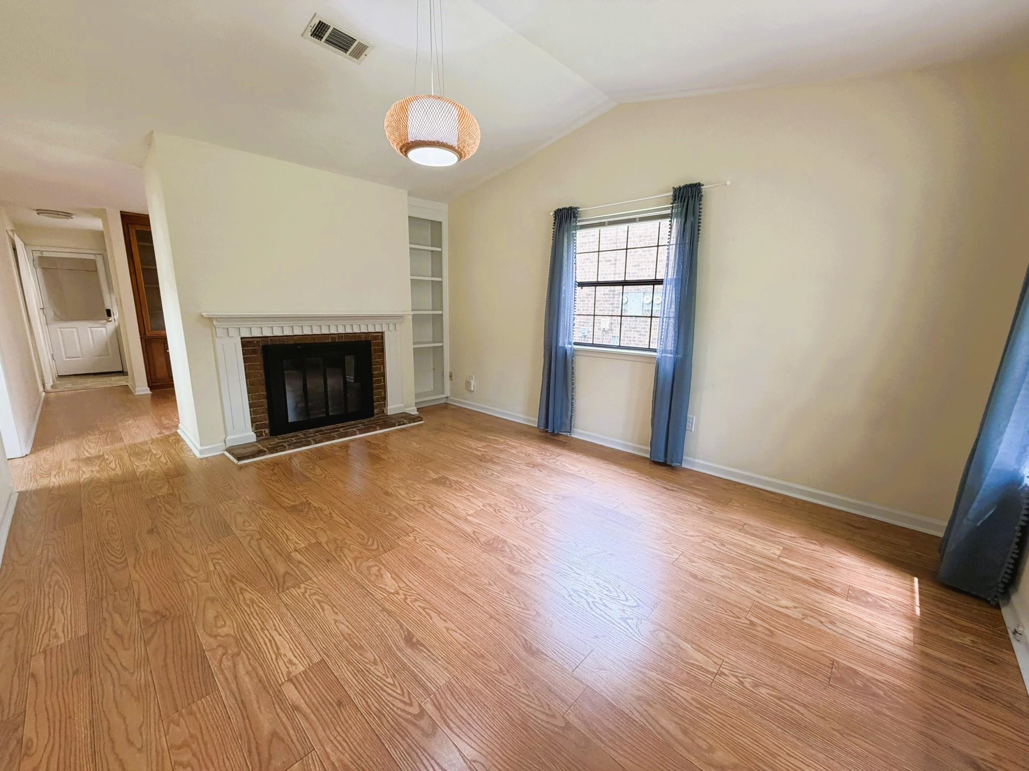136 Belmont Road Tallahassee, FL 32301 - Photo 3 of 31