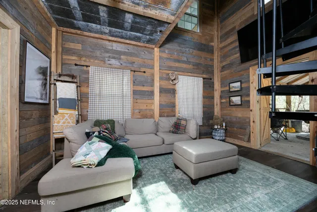 $895,000 | 0 65th Place A, Branford, FL 32008