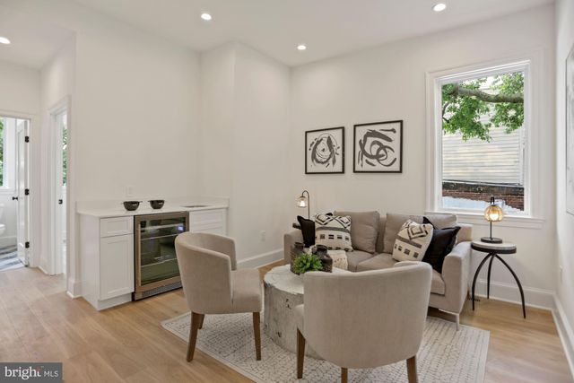 $1,650,000 | 953 14th Street Southeast, Washington, DC 20003