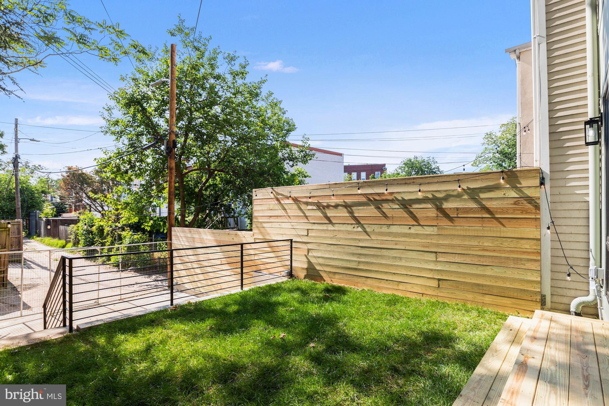 953 14th Street Southeast Washington, DC 20003 - Photo 34 of 37