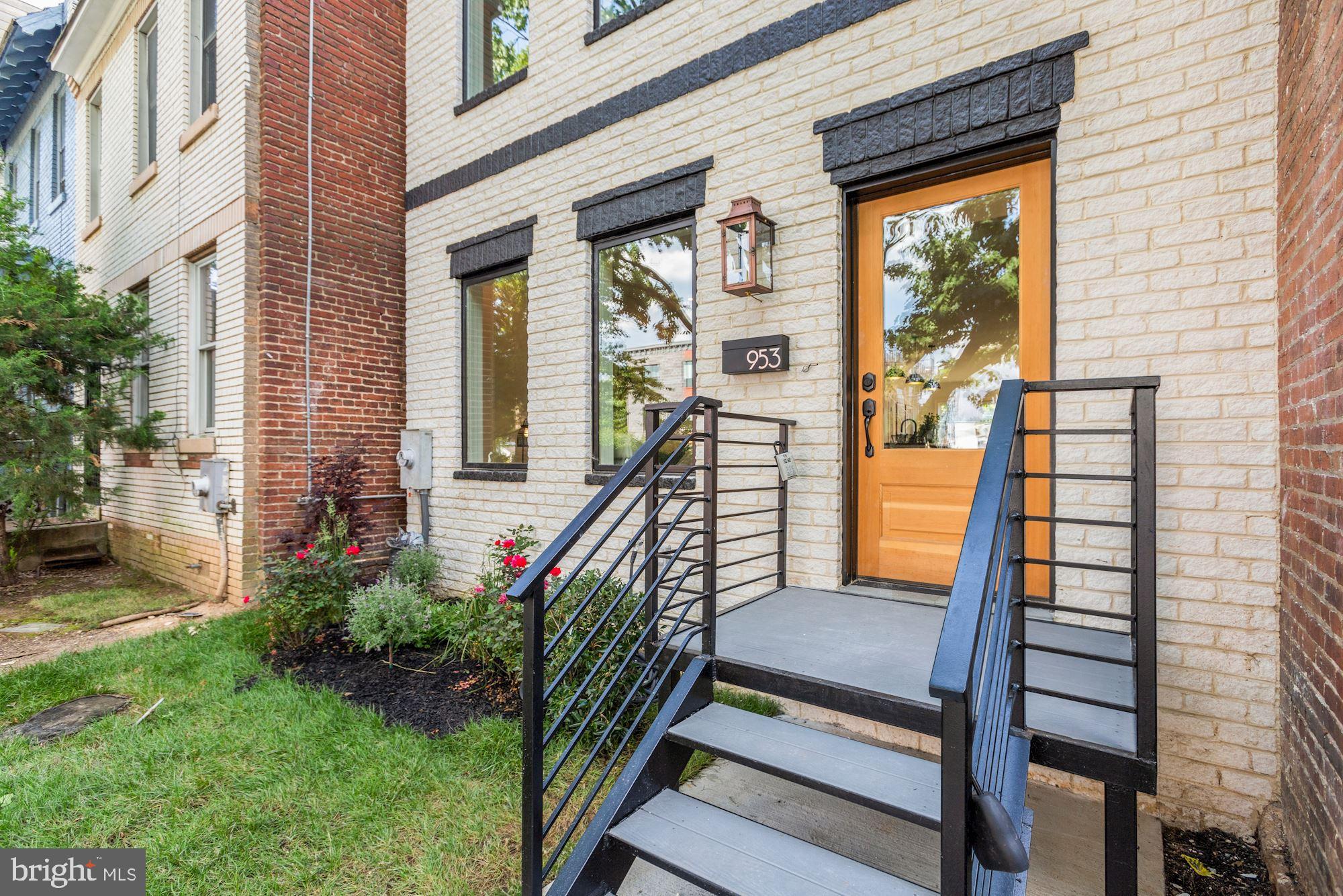 953 14th Street Southeast Washington, DC 20003 - Photo 36 of 37