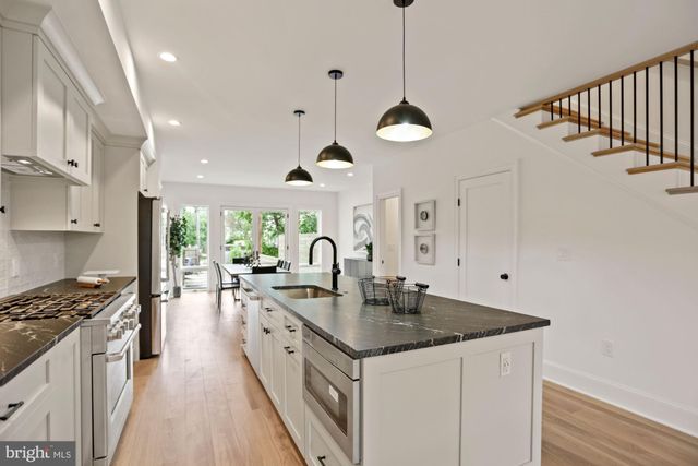 $1,650,000 | 953 14th Street Southeast, Washington, DC 20003