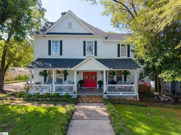 $799,950 | 207 West 2nd Avenue, Easley, SC 29640