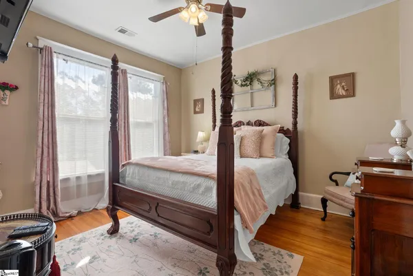 $799,950 | 207 West 2nd Avenue, Easley, SC 29640