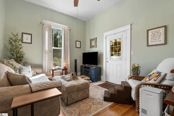 $799,950 | 207 West 2nd Avenue, Easley, SC 29640