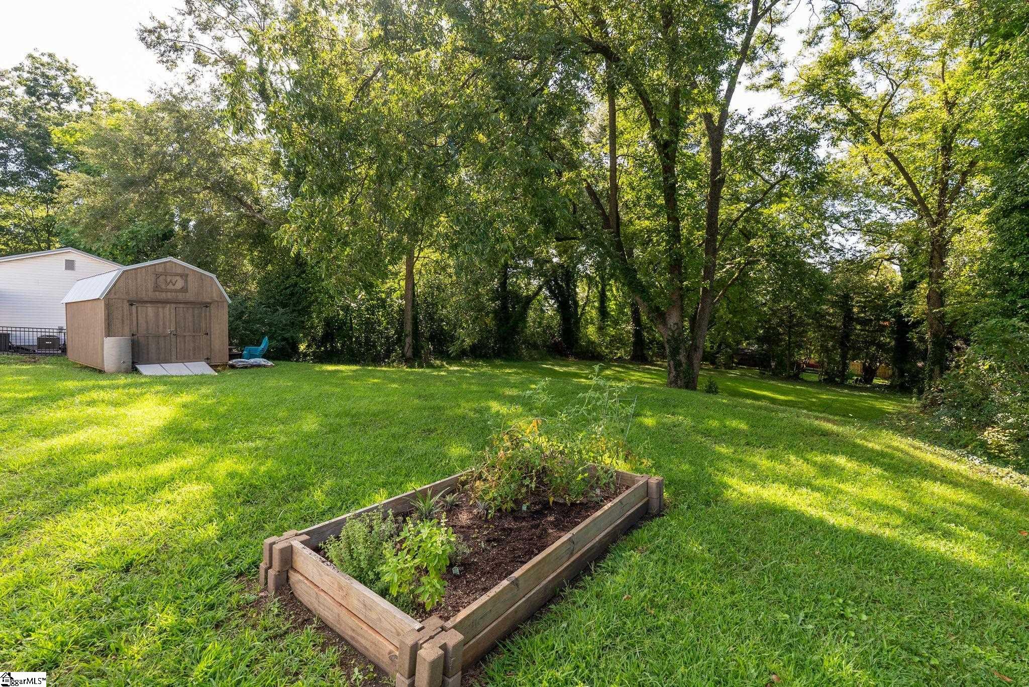 207 West 2nd Avenue Easley, SC 29640 - Photo 46 of 48