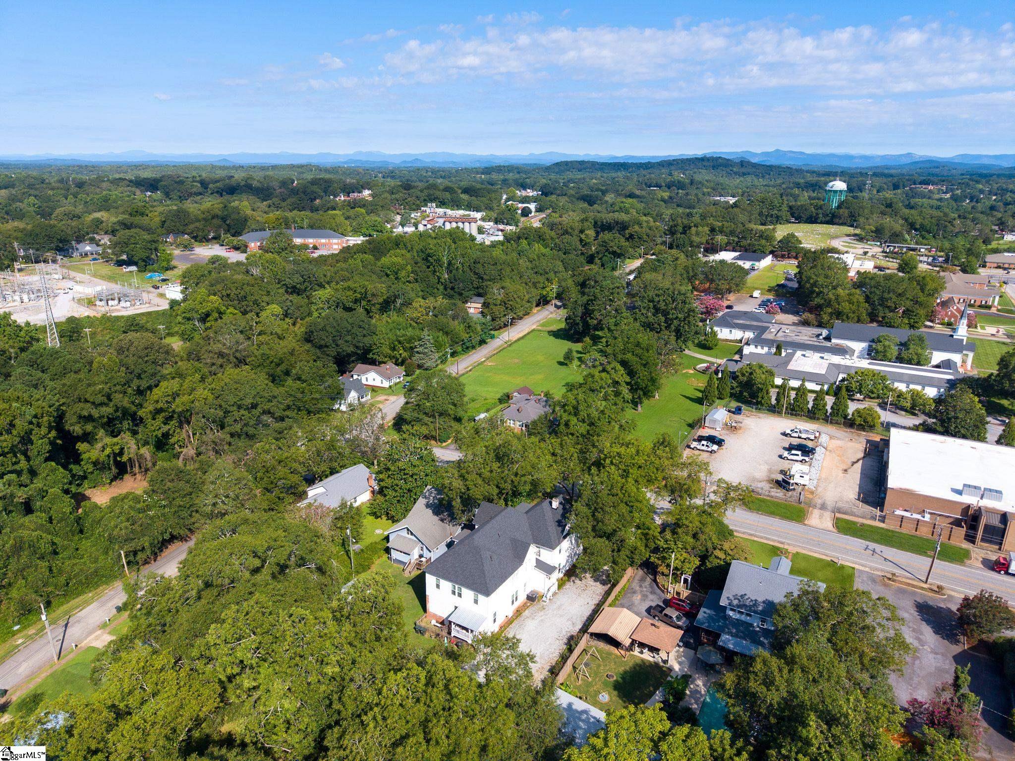 207 West 2nd Avenue Easley, SC 29640 - Photo 47 of 48