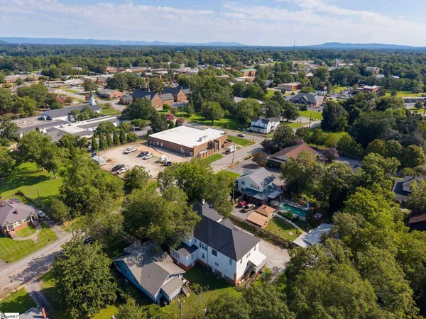 $799,950 | 207 West 2nd Avenue, Easley, SC 29640