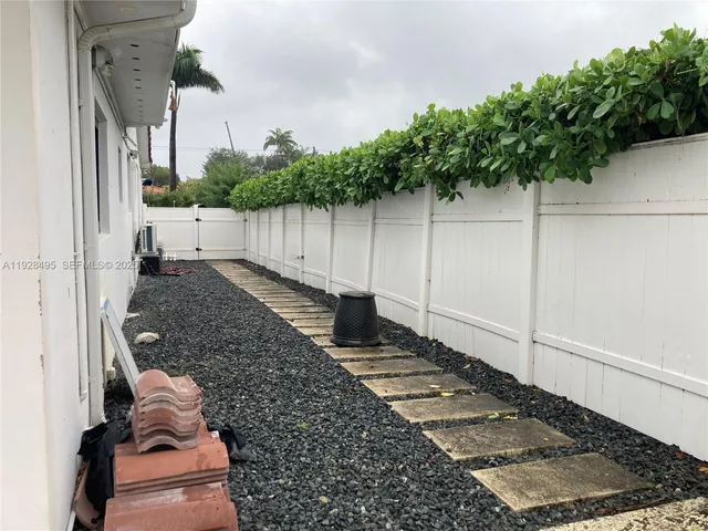 $7,000 | 7524 Mutiny Avenue, North Bay Village, FL 33141