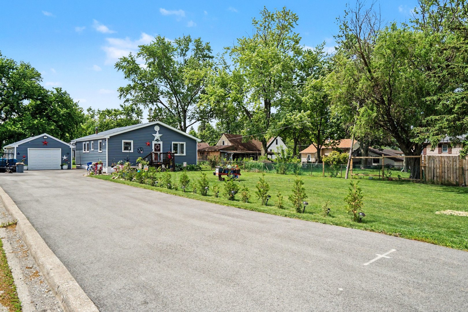 5203 West Court Street Monee, IL 60449 - Photo 2 of 18