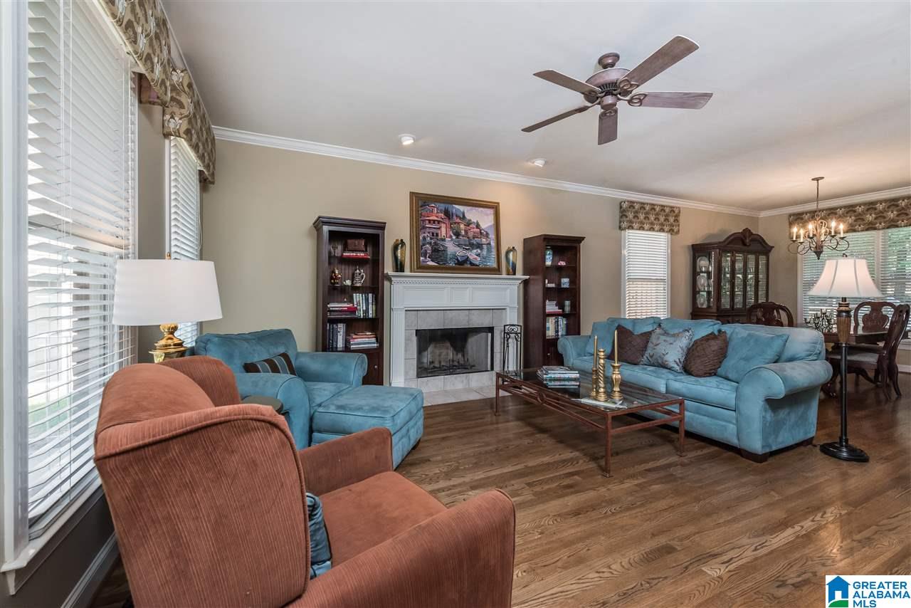 845 Meadow Ridge Lane Birmingham, AL 35242 - Photo 4 of 27