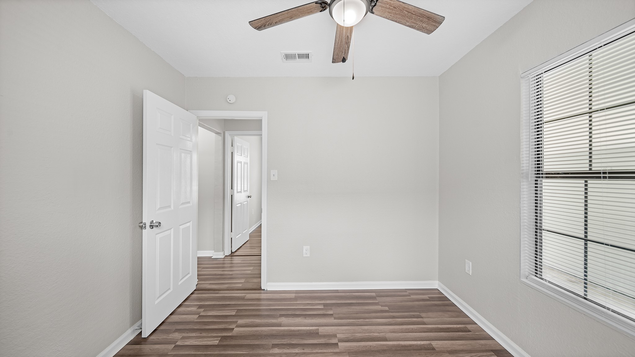 1322 Magnolia Street Baytown, TX 77520 - Photo 21 of 26