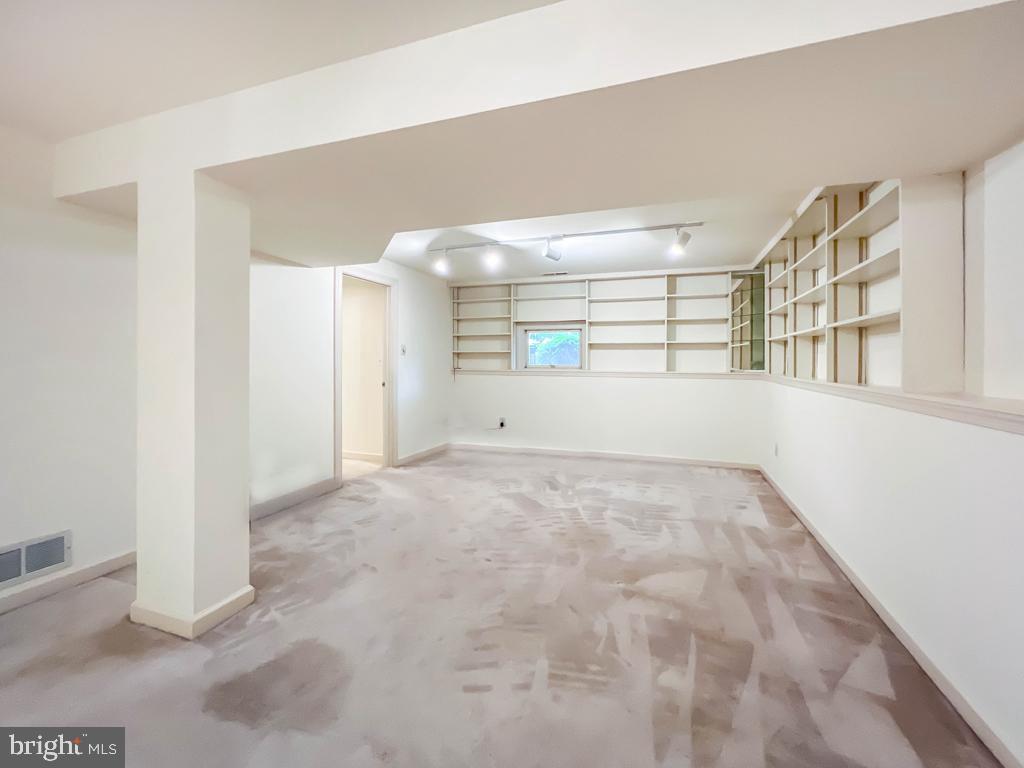 110 Rugby Drive Langhorne, PA 19047 - Photo 23 of 37 Basement