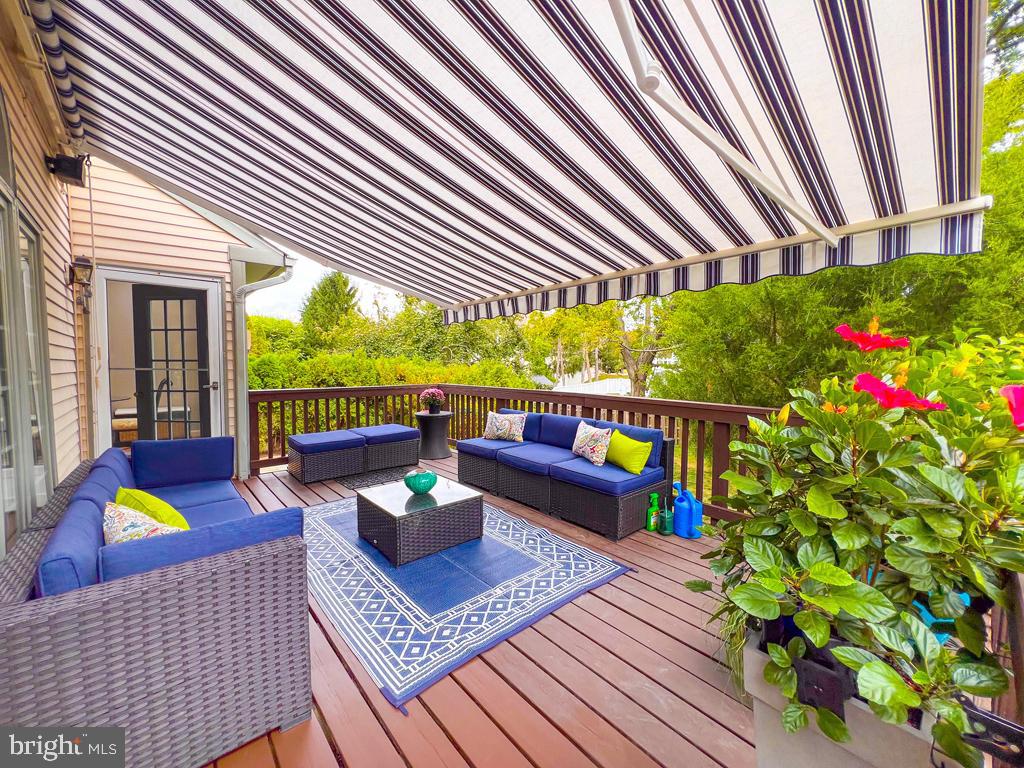110 Rugby Drive Langhorne, PA 19047 - Photo 27 of 37 Deck
