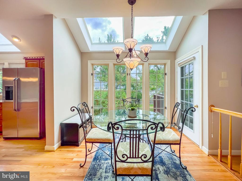 Breakfast Room