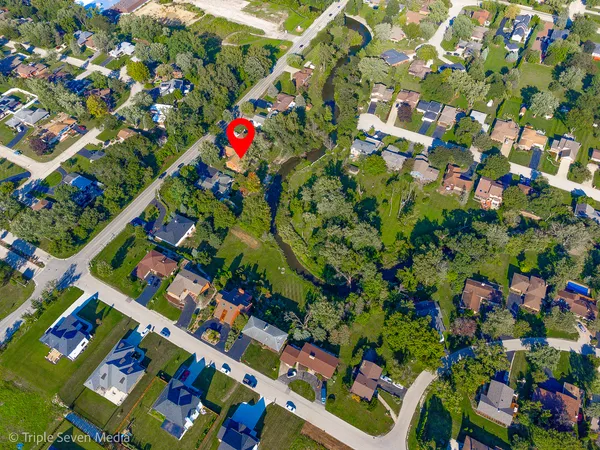 a bird view with lot of plants