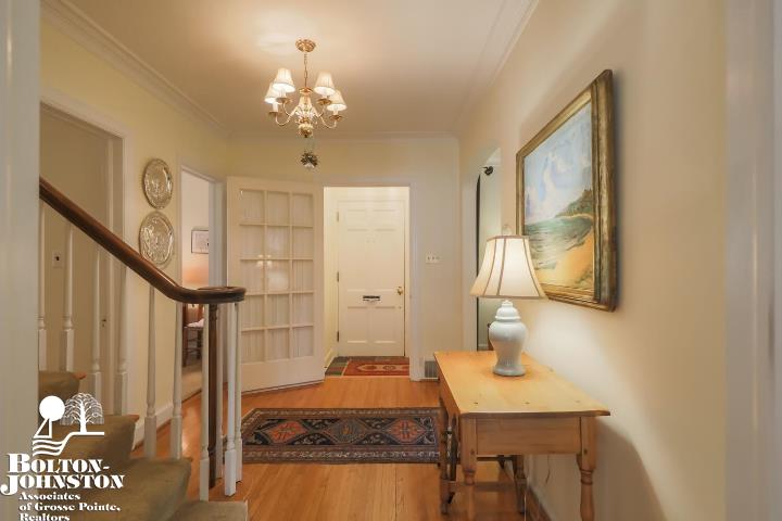 869 Whittier Road Grosse Pointe Park, MI 48230 - Photo 4 of 60