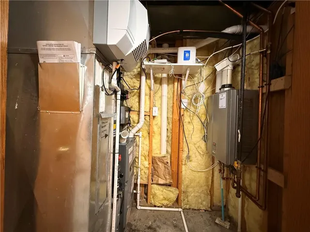 $1,950 | 2150 Shenandoah Drive, Leavenworth, KS 66048