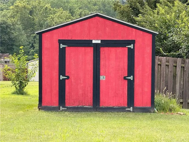 $1,950 | 2150 Shenandoah Drive, Leavenworth, KS 66048